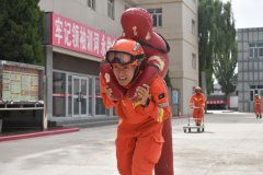 训练工作|阿克苏大队扎实开展400米综合救援技能竞技